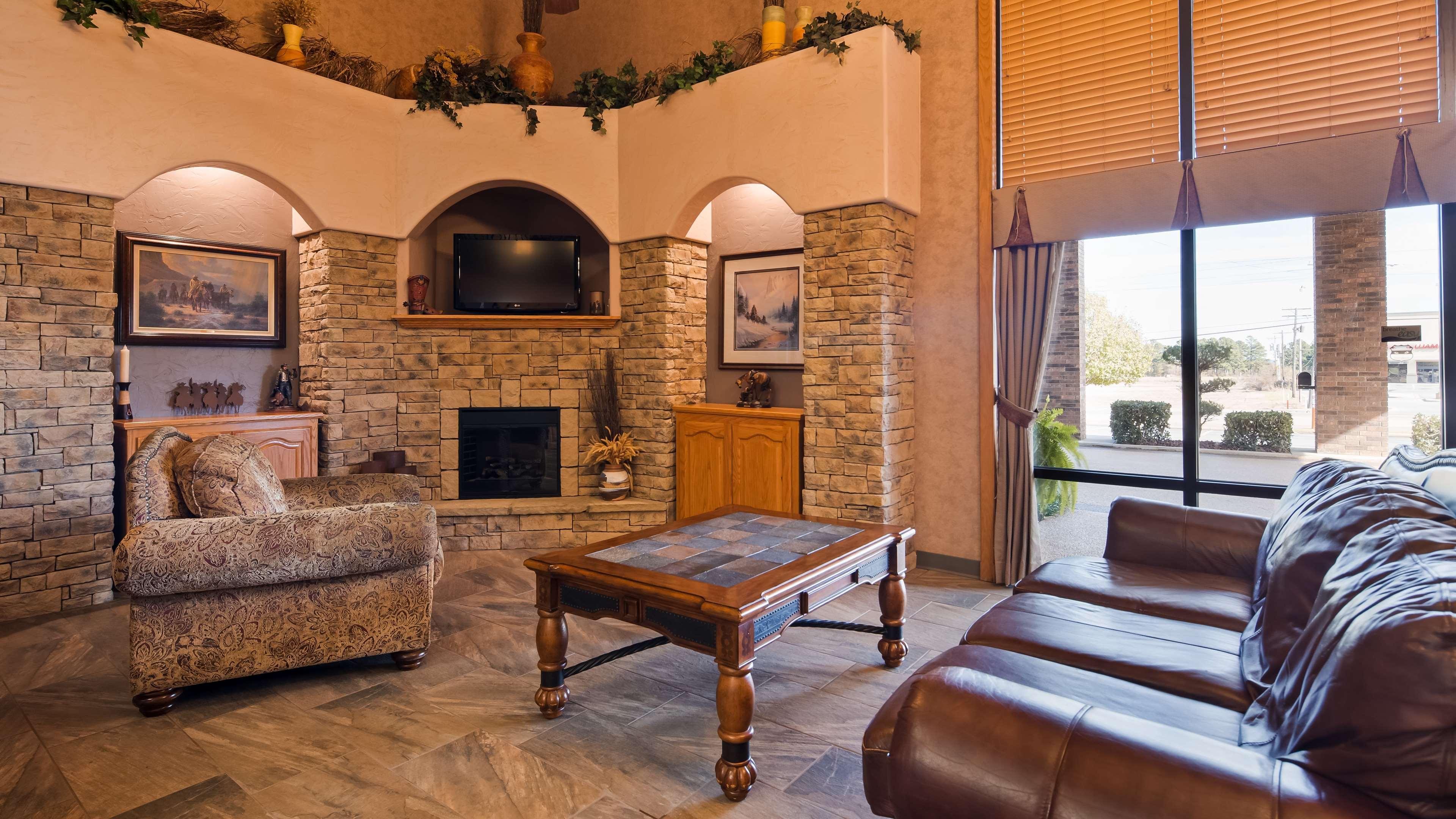 Western Gold Poppy Hotel Cortaro