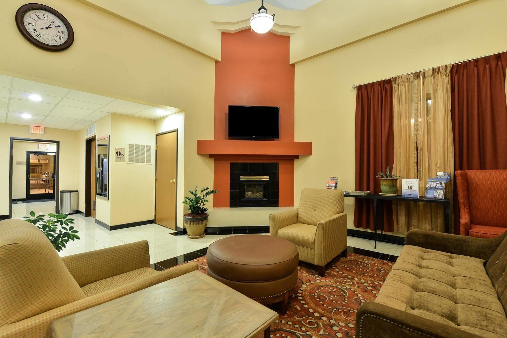 Western Gold Poppy Hotel Cortaro